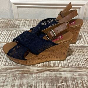 EOL presents pop shoes